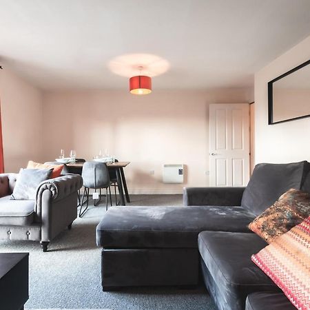 Best Price! 2 Bed City Centre - 4 Single Beds Or 2 Super King, Smart Tvs, Sofa Bed & Free Secure Parking Southampton Luaran gambar