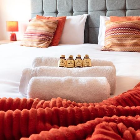 Best Price! 2 Bed City Centre - 4 Single Beds Or 2 Super King, Smart Tvs, Sofa Bed & Free Secure Parking Southampton Luaran gambar
