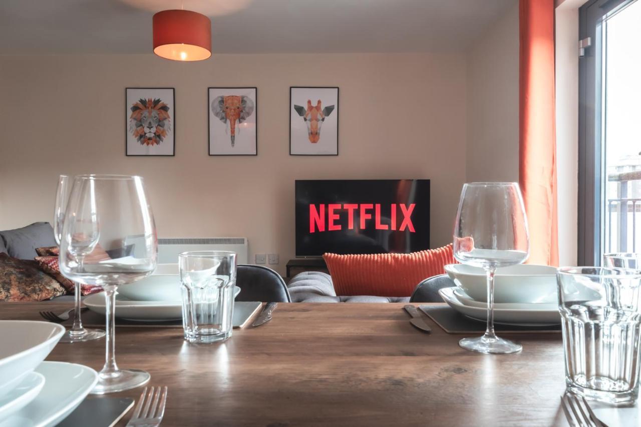 Best Price! 2 Bed City Centre - 4 Single Beds Or 2 Super King, Smart Tvs, Sofa Bed & Free Secure Parking Southampton Luaran gambar