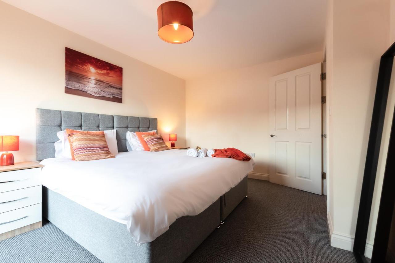 Best Price! 2 Bed City Centre - 4 Single Beds Or 2 Super King, Smart Tvs, Sofa Bed & Free Secure Parking Southampton Luaran gambar