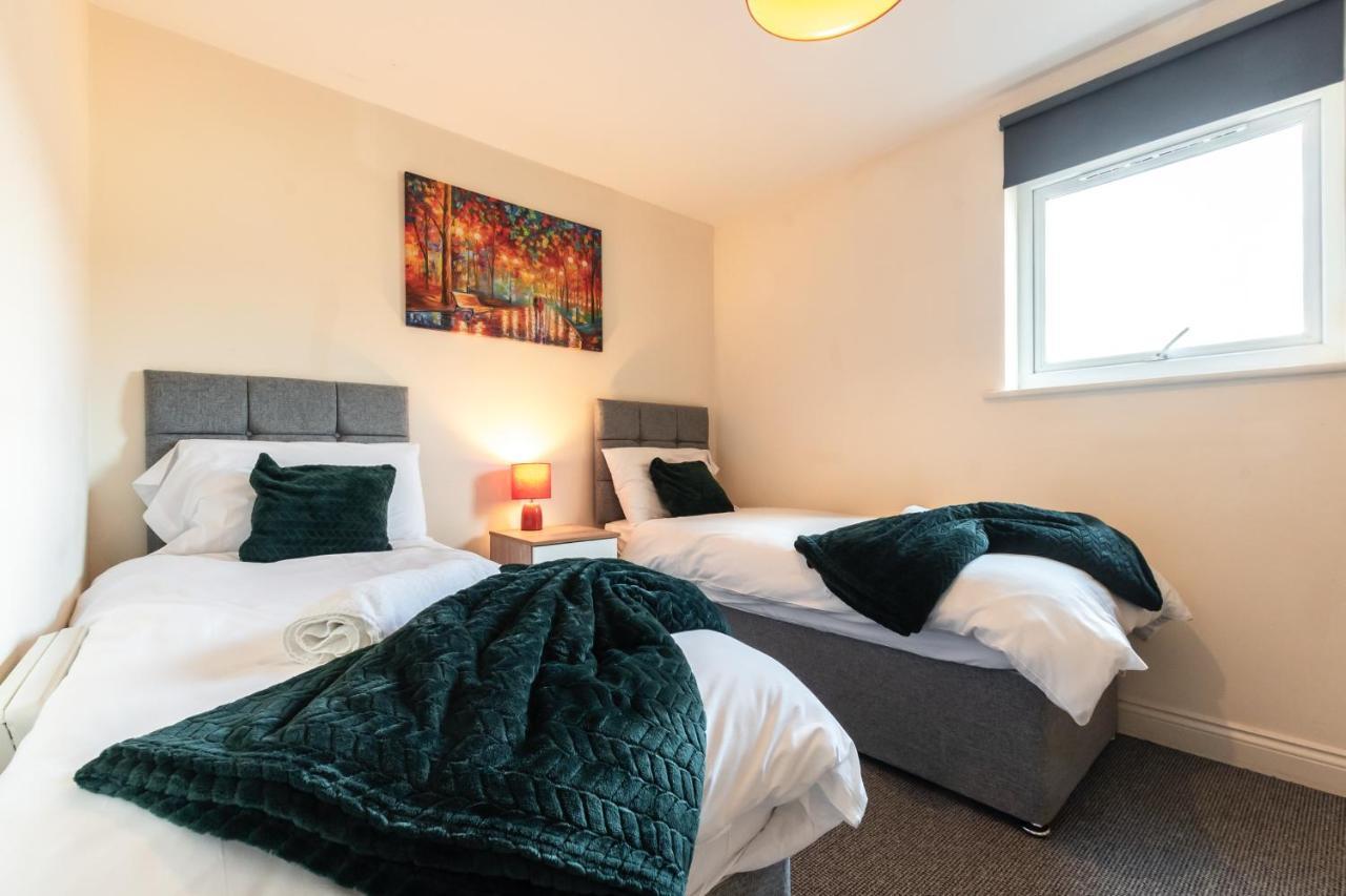 Best Price! 2 Bed City Centre - 4 Single Beds Or 2 Super King, Smart Tvs, Sofa Bed & Free Secure Parking Southampton Luaran gambar